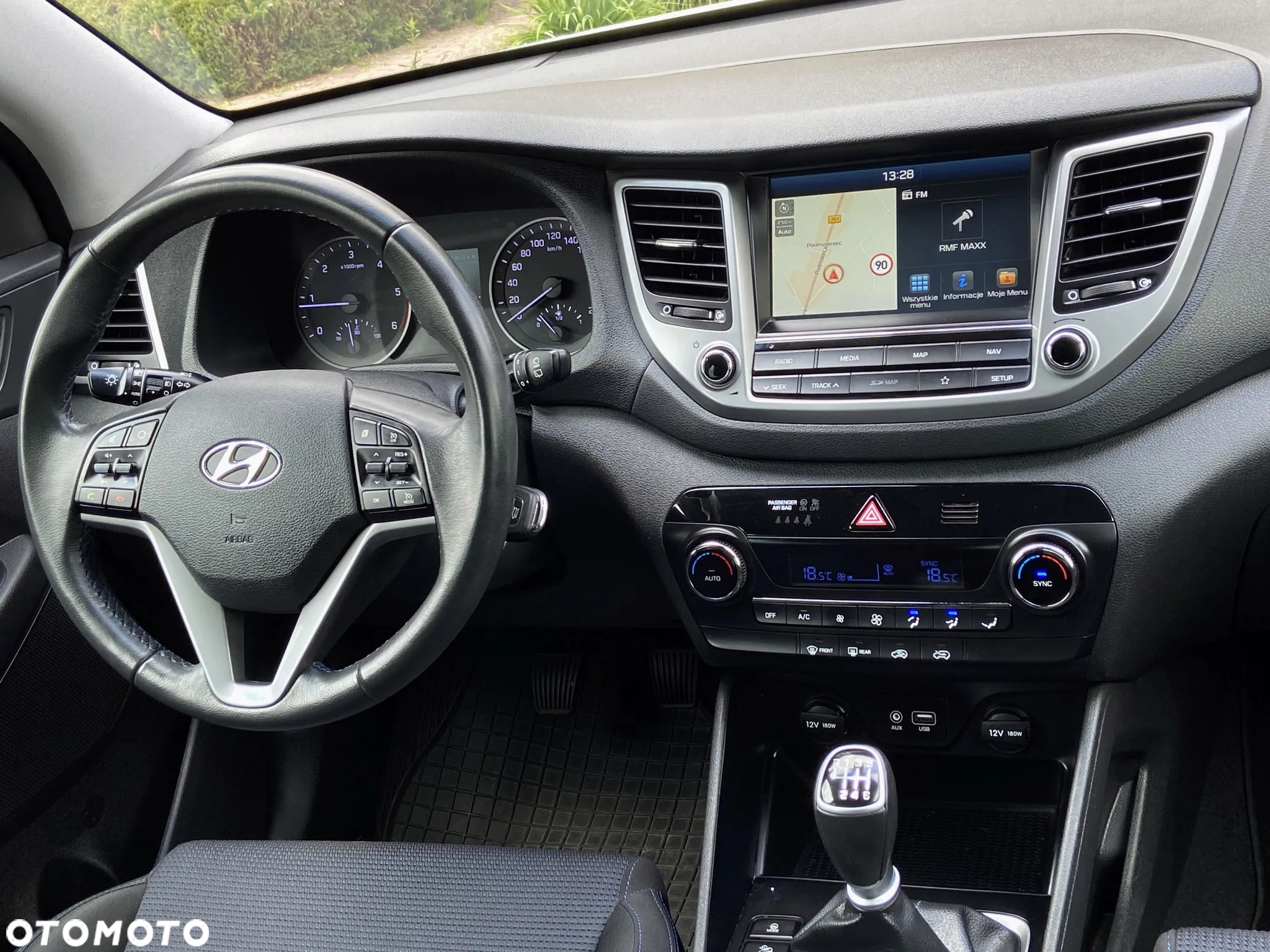 Hyundai Tucson blue 1.7 CRDi 2WD Advantage - 29