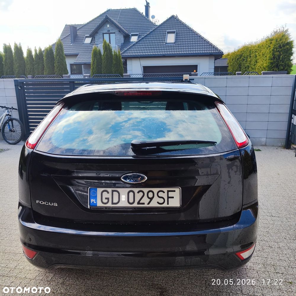 Ford Focus 1.6 Trend + - 11