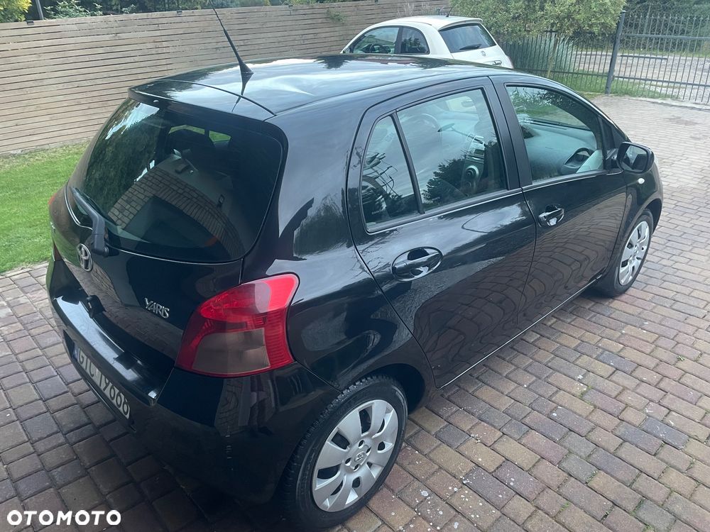 Toyota Yaris 1.0 Luna A/C - 5