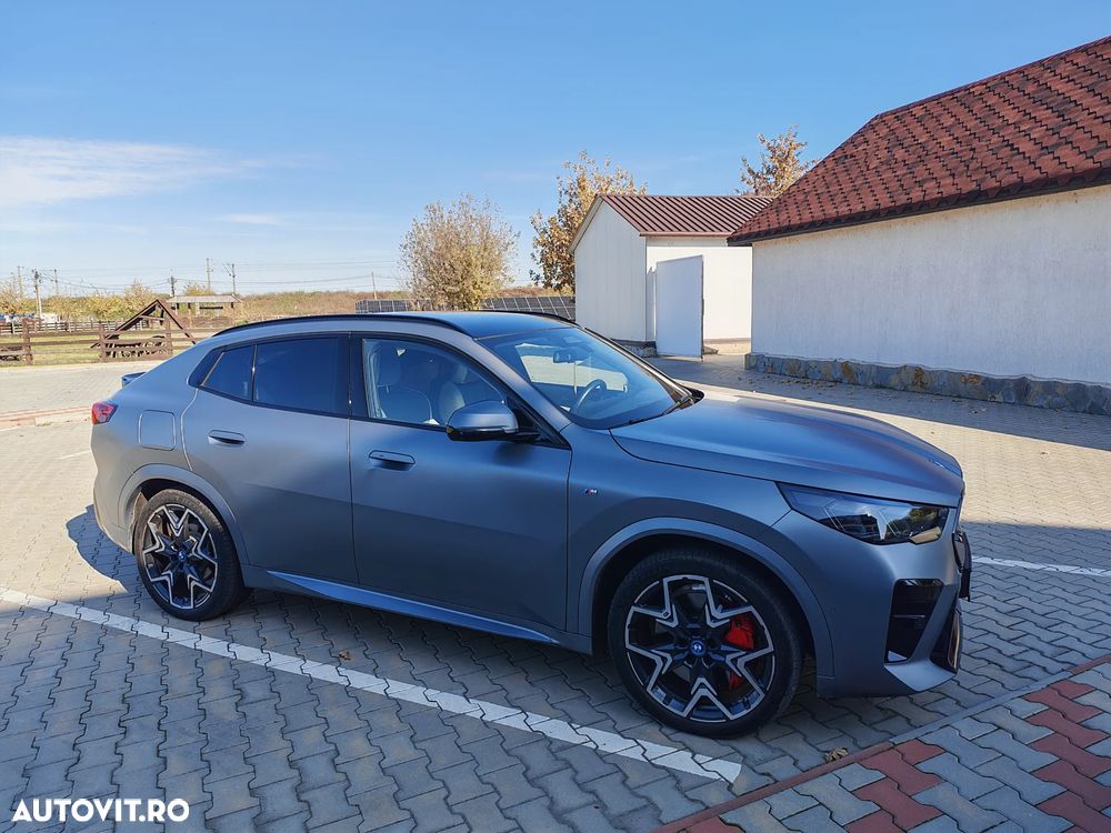 BMW iX2 2024 — imagine 3