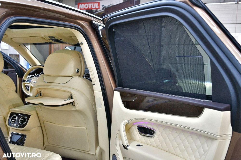 Bentley Bentayga W12 Mulliner - 27