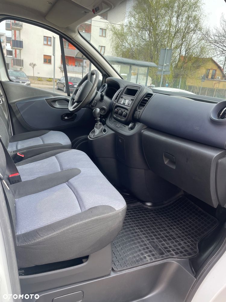 Opel Vivaro - 9