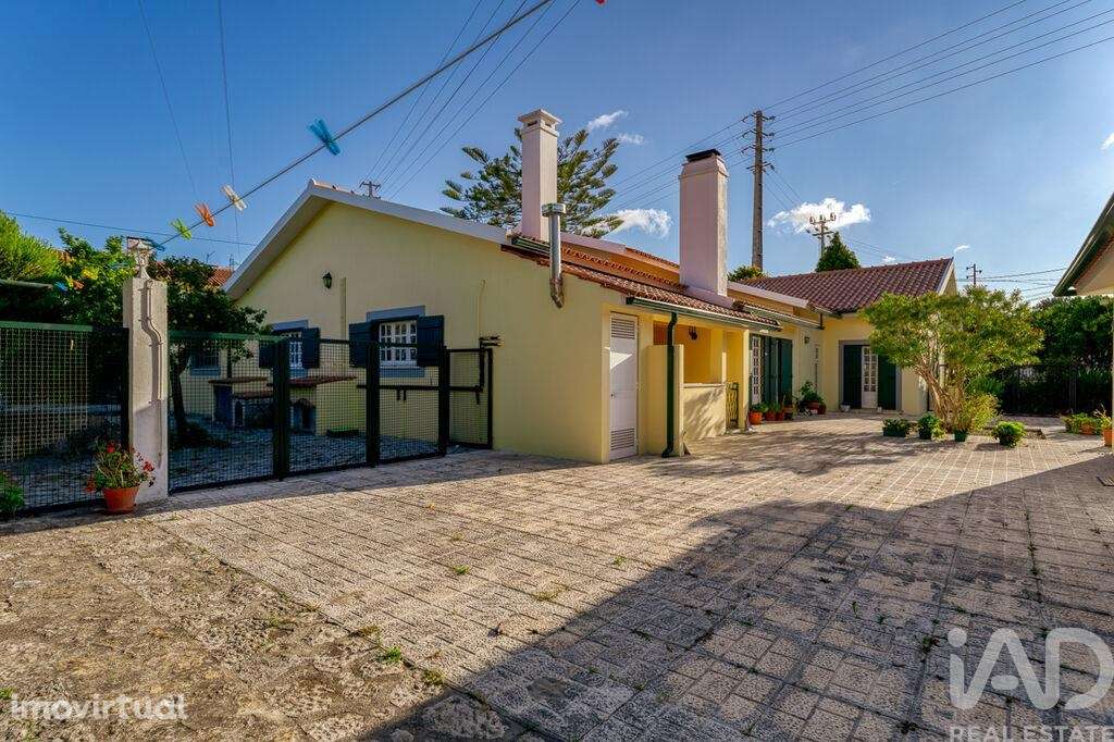 Casa / Villa T4 em Marinha Grande de 312,00 m2 - Grande imagem: 2/30