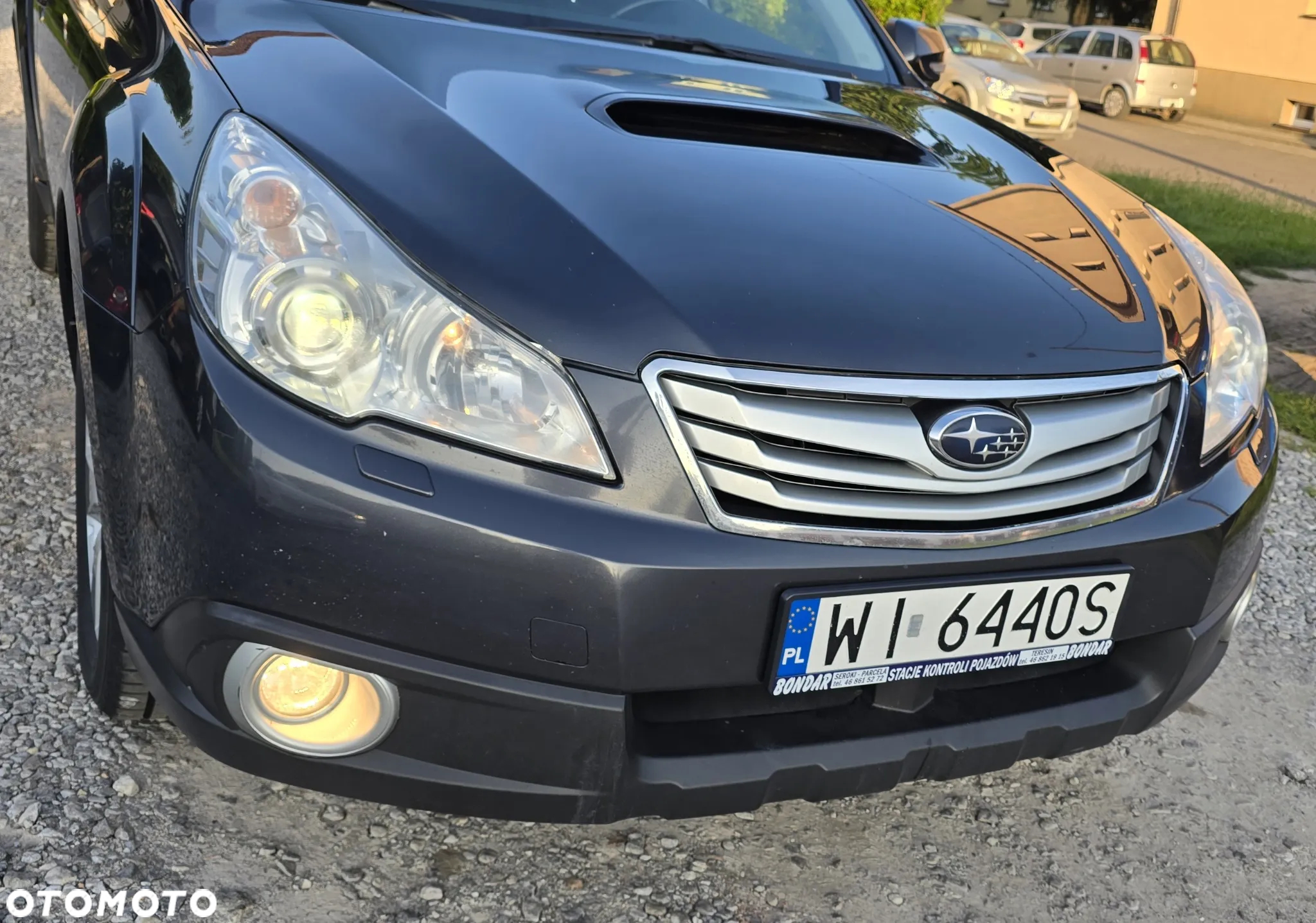 Subaru Legacy - 13