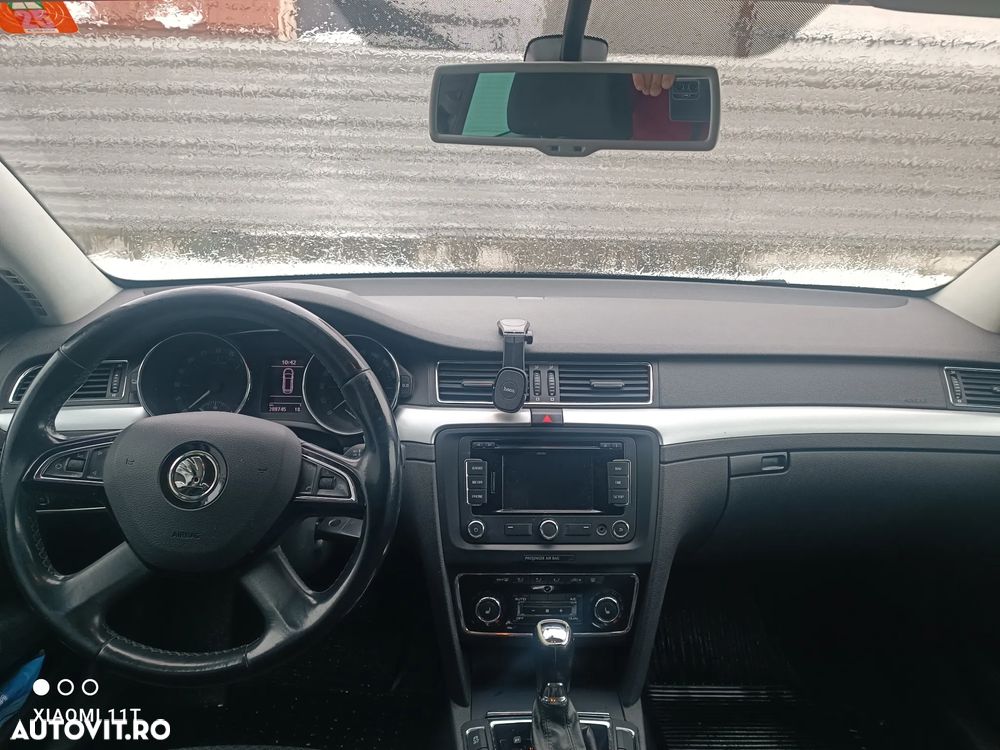 Skoda Superb 2.0 TDI Ambition - 7