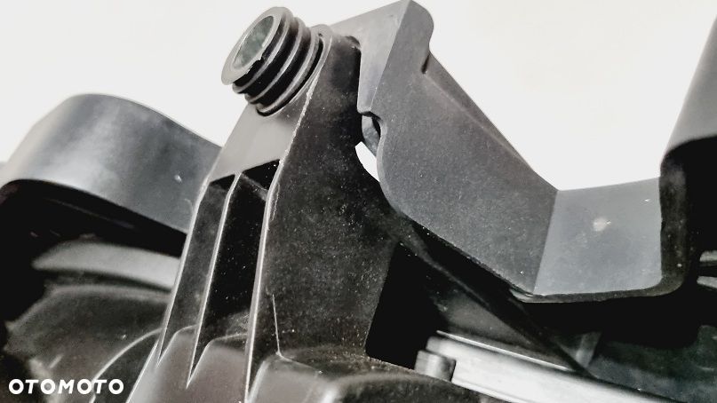 Reflektor lewy XENON FERRARI 488 GTB PISTA europa - 7