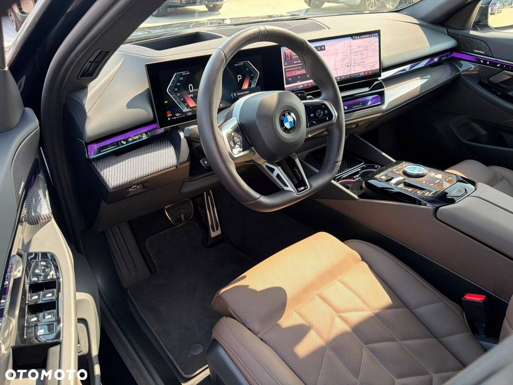 BMW Seria 5 520d xDrive mHEV M Sport - 12