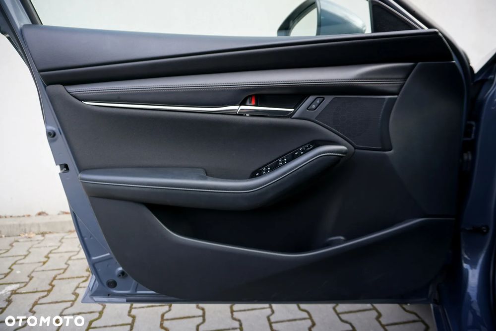 Mazda 3 2.0 mHEV Kanjo - 10