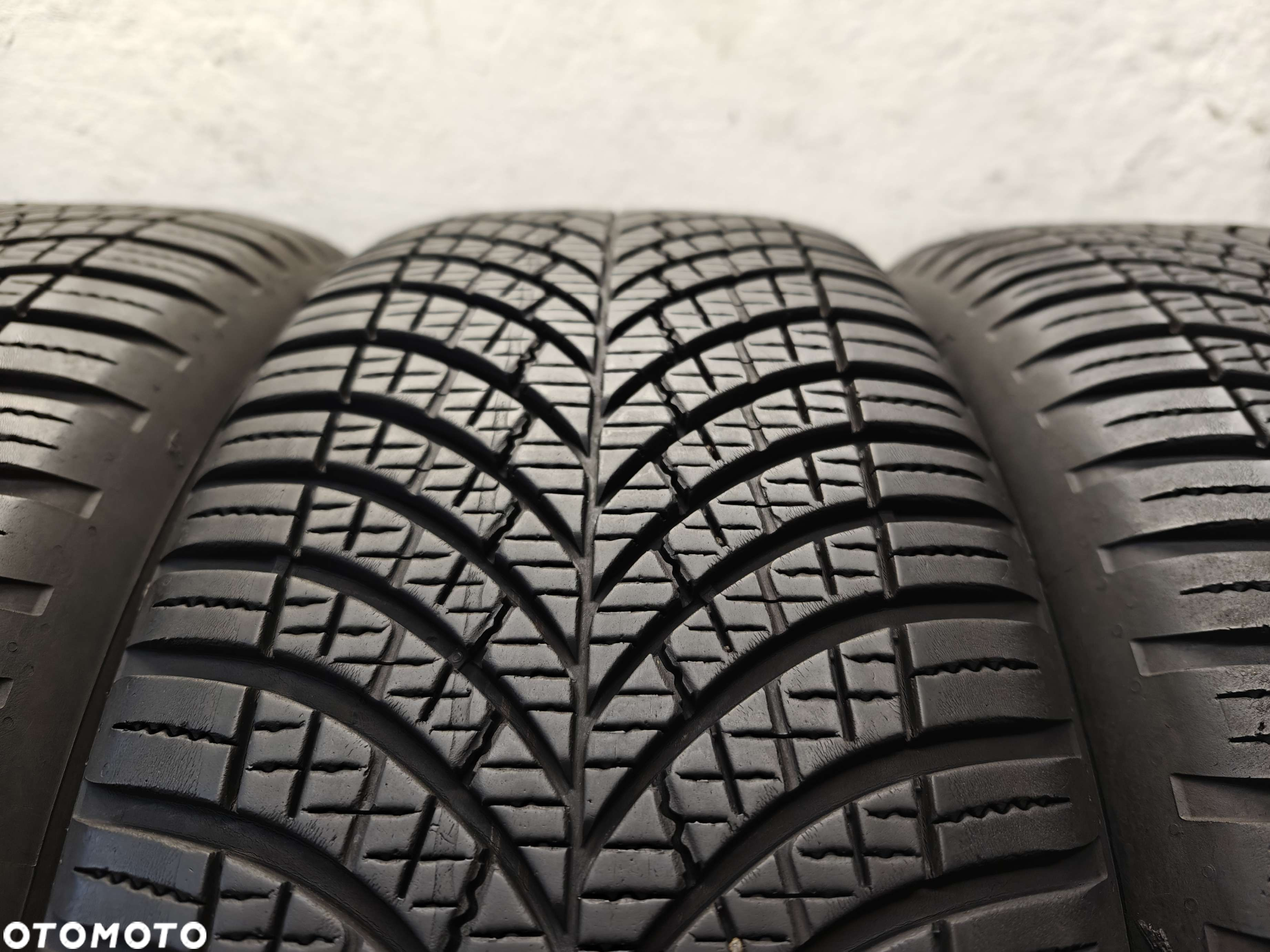 4x 215/60R17 opony całoroczne Goodyear 7,2mm 2021 (N286) - 3