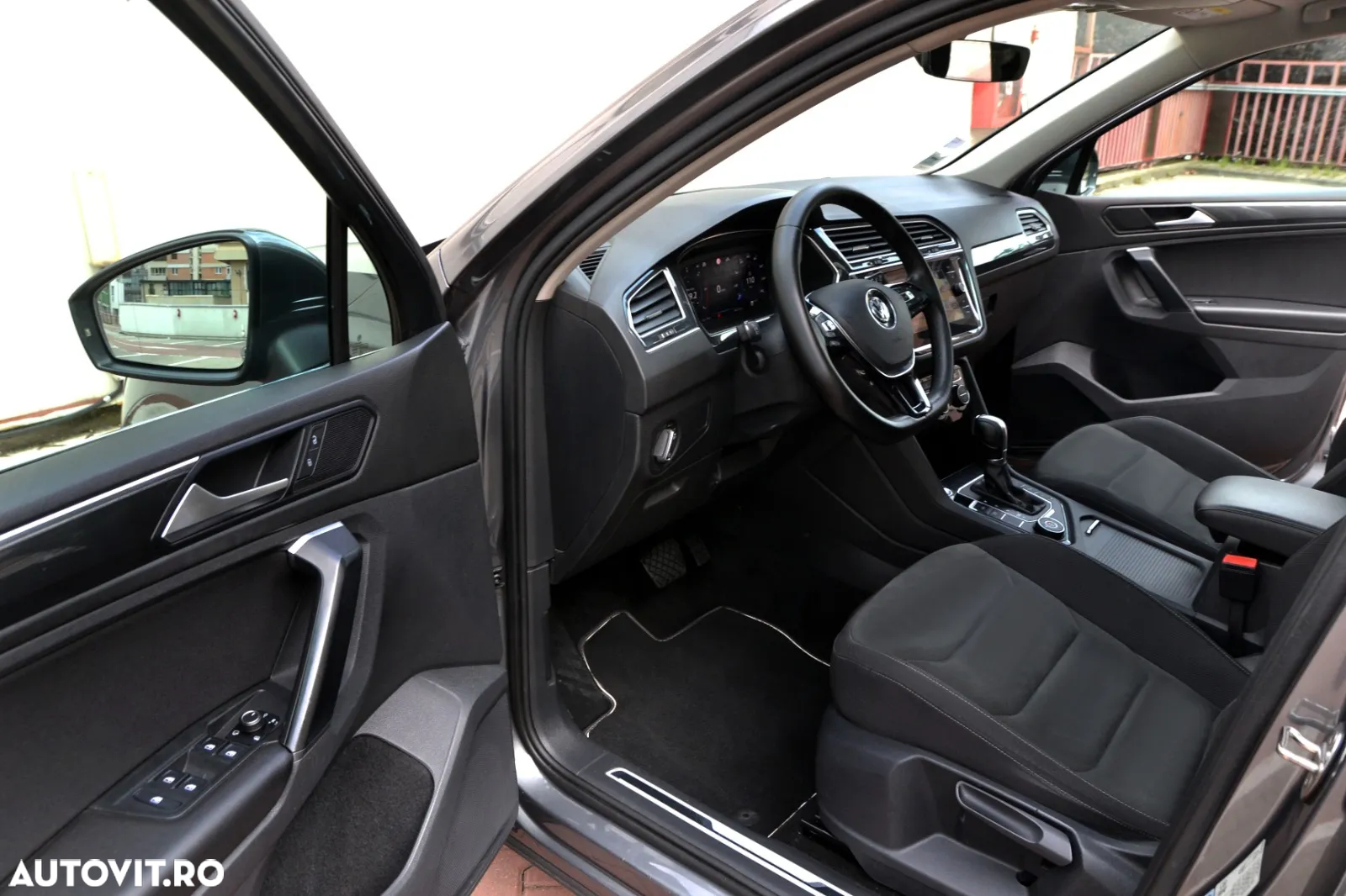 Volkswagen Tiguan 2.0 TDI SCR 4MOTION (BlueMotion Techn.) DSG Highline - 17