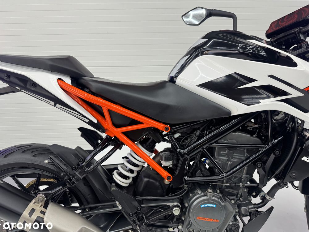 KTM Duke - 16