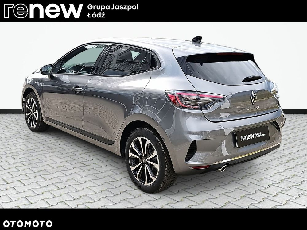 Renault Clio - 7