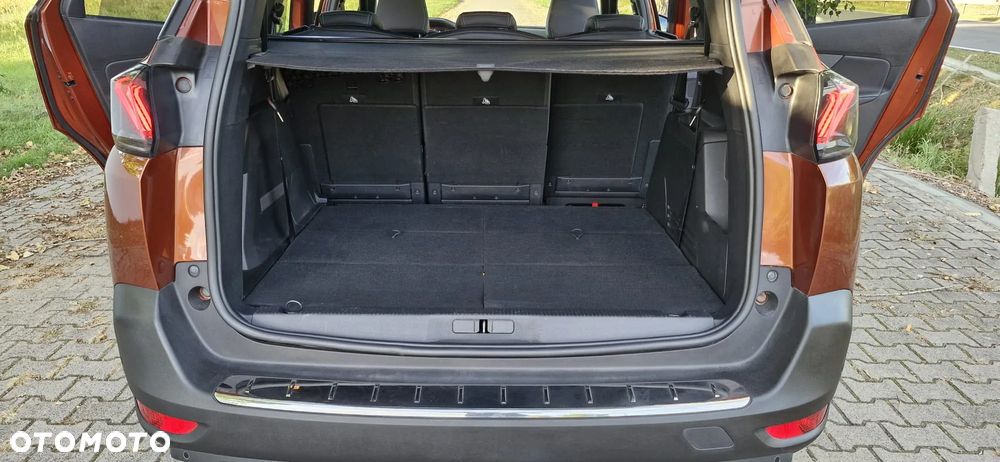 Peugeot 5008 1.2 PureTech Allure S&S EAT8 - 15
