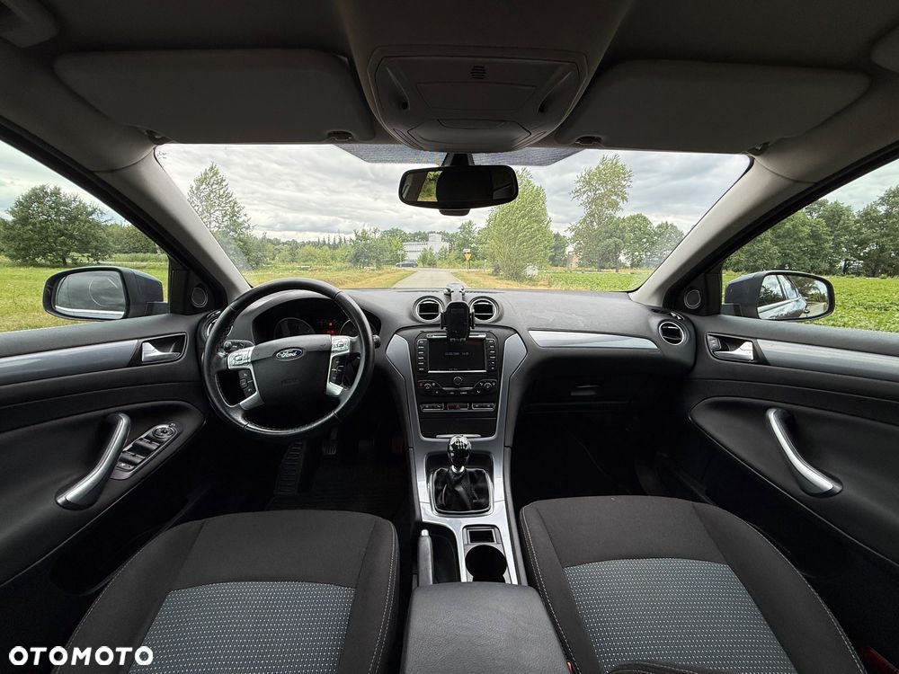 Ford Mondeo 1.6 TDCi Ghia - 12