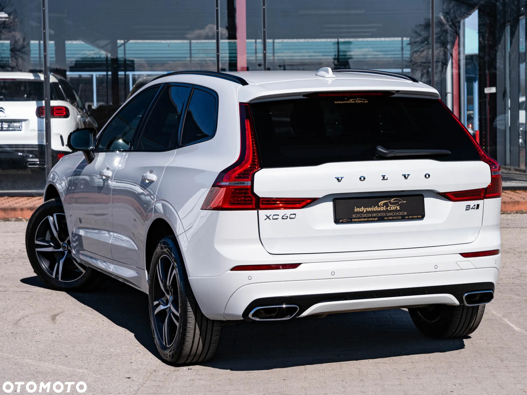 Volvo XC 60 B4 D AWD Plus Dark - 5
