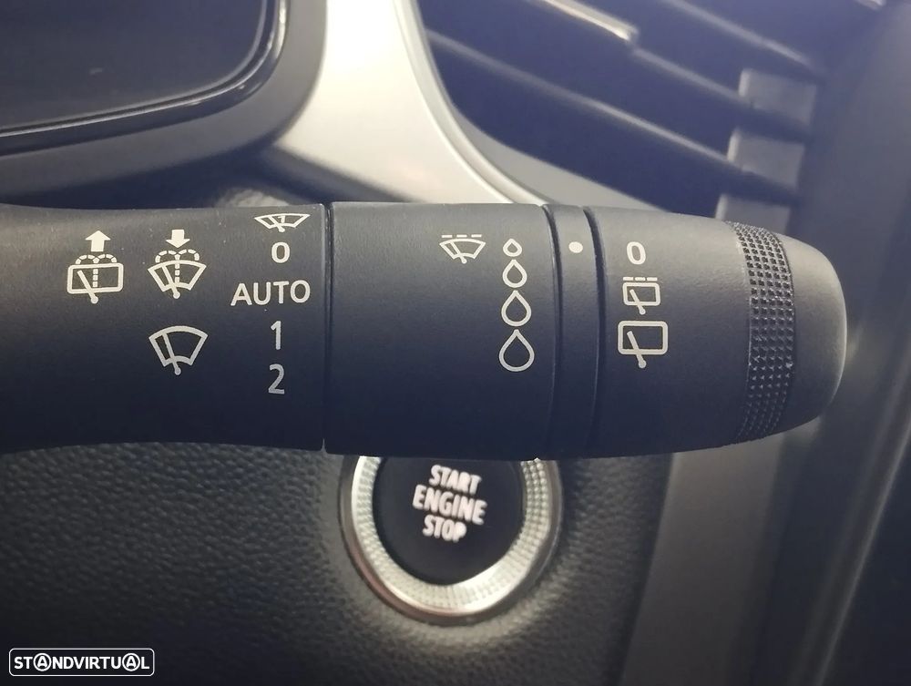 Renault Captur 1.0 TCe Techno Bi-Fuel - 27