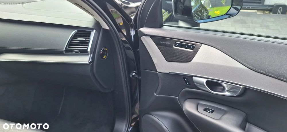 Volvo XC 90 - 12