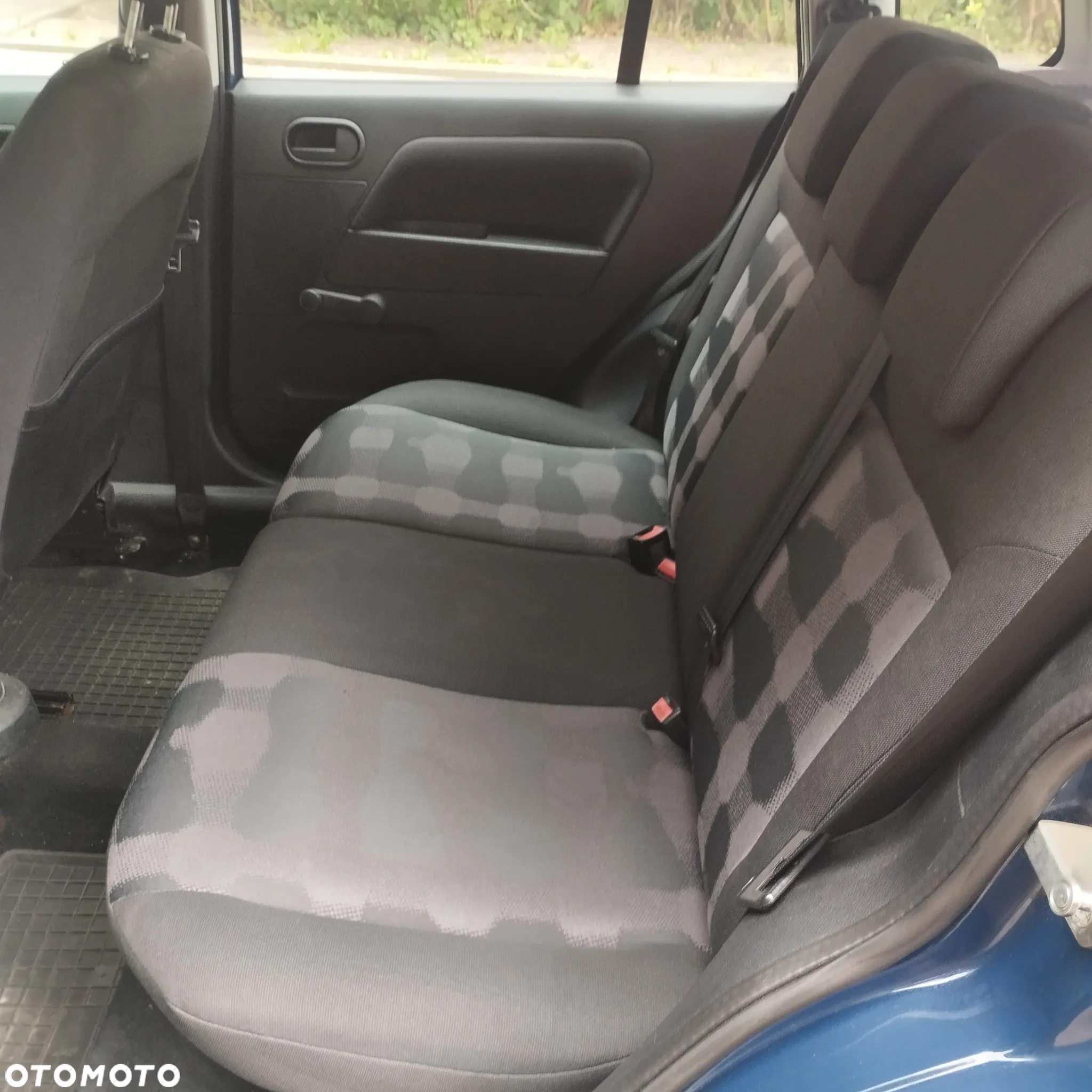 Ford Fusion - 7