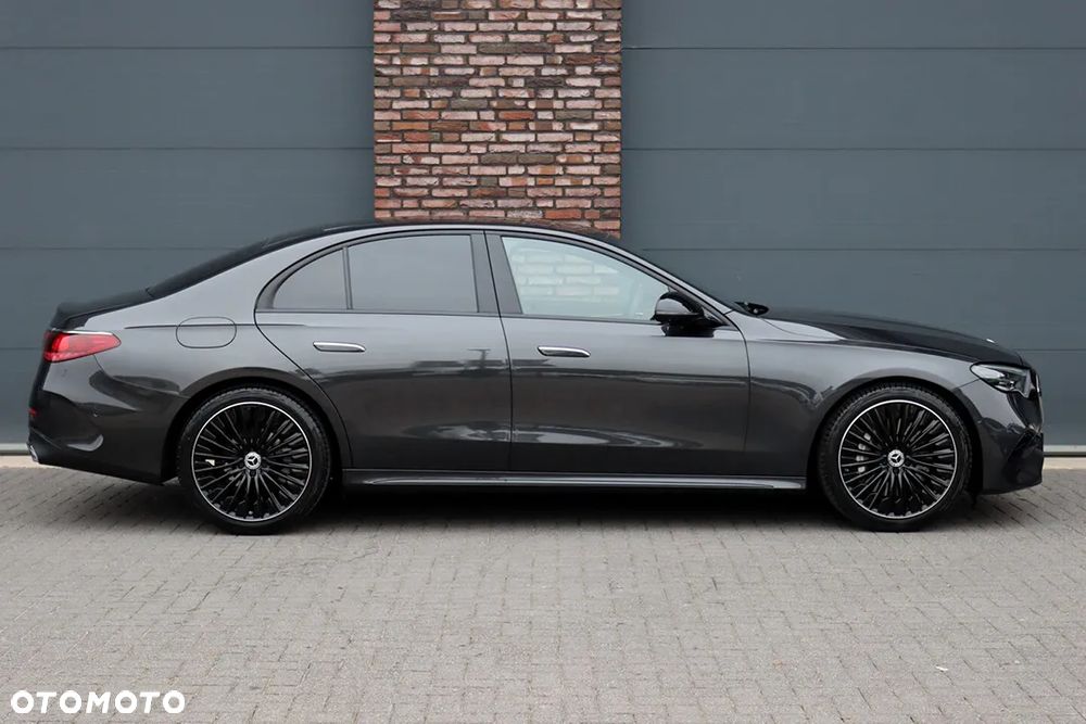 Mercedes-Benz Klasa E - 9