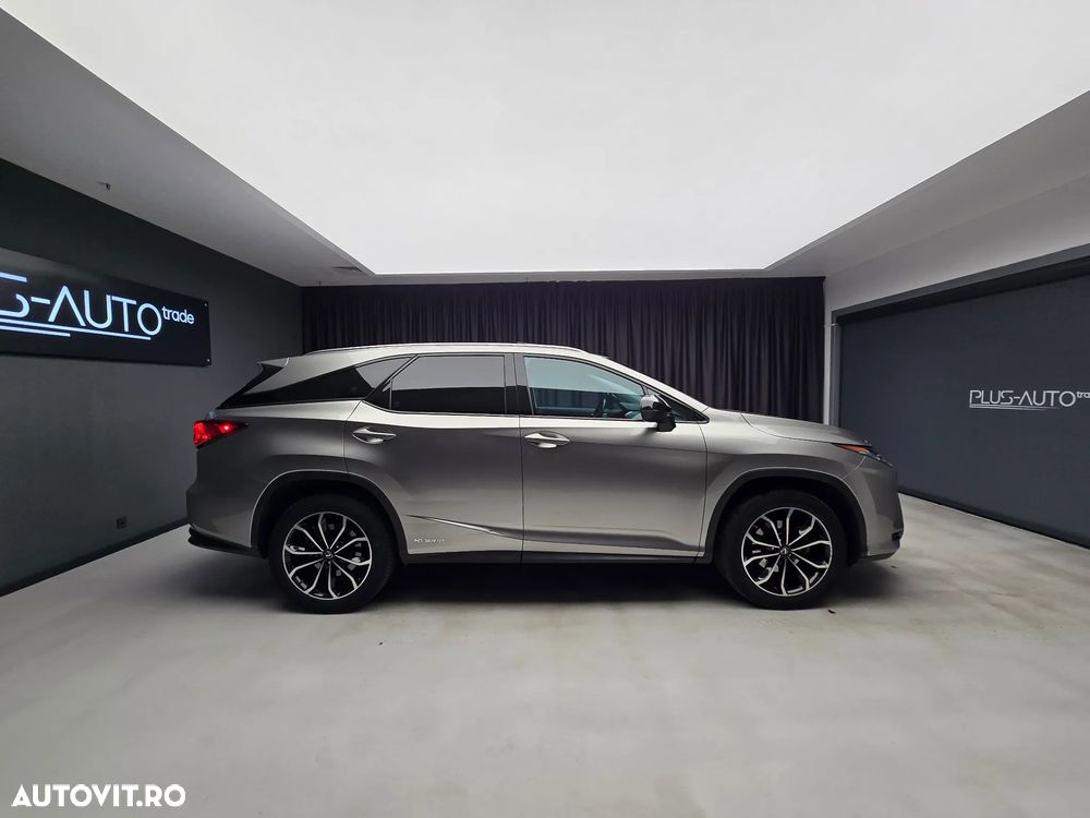 Lexus Seria RX - 17