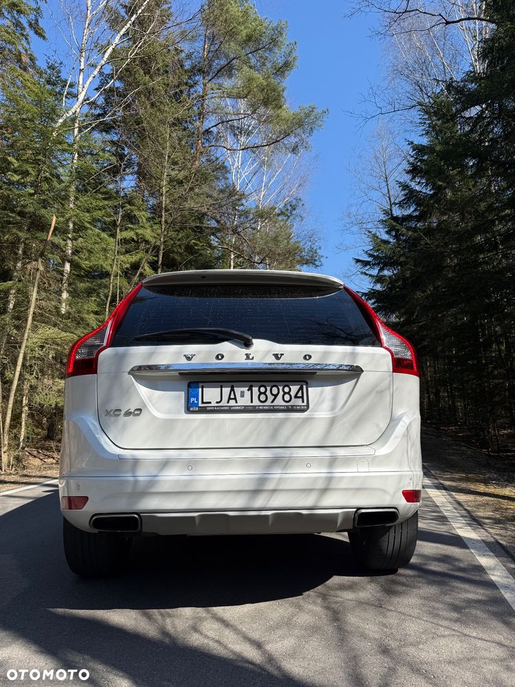 Volvo XC 60 D4 Ocean Race - 17