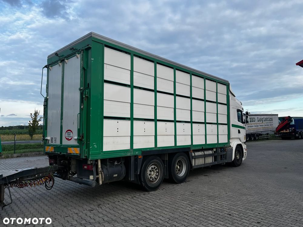 Scania R490 ZESTAW DO PRZEWOZU ŻYWCA/GUITTON/3 POKŁADY/DACH PODNOSZONY/OŚ PODNOSZONA SKRĘTNA/PRZEJAZDOWY - 3