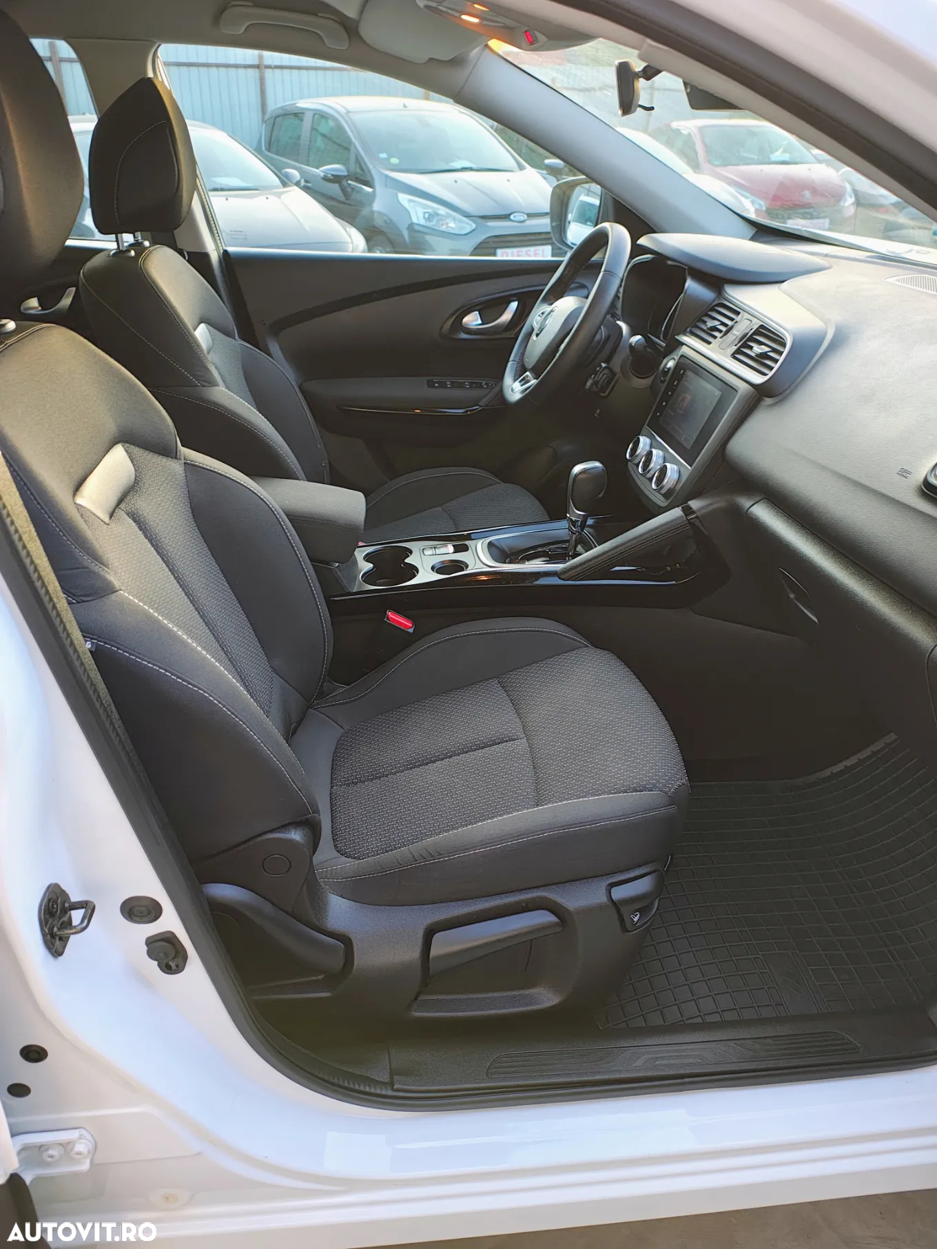 Renault Kadjar TCe 140 EDC GPF BUSINESS EDITION - 27