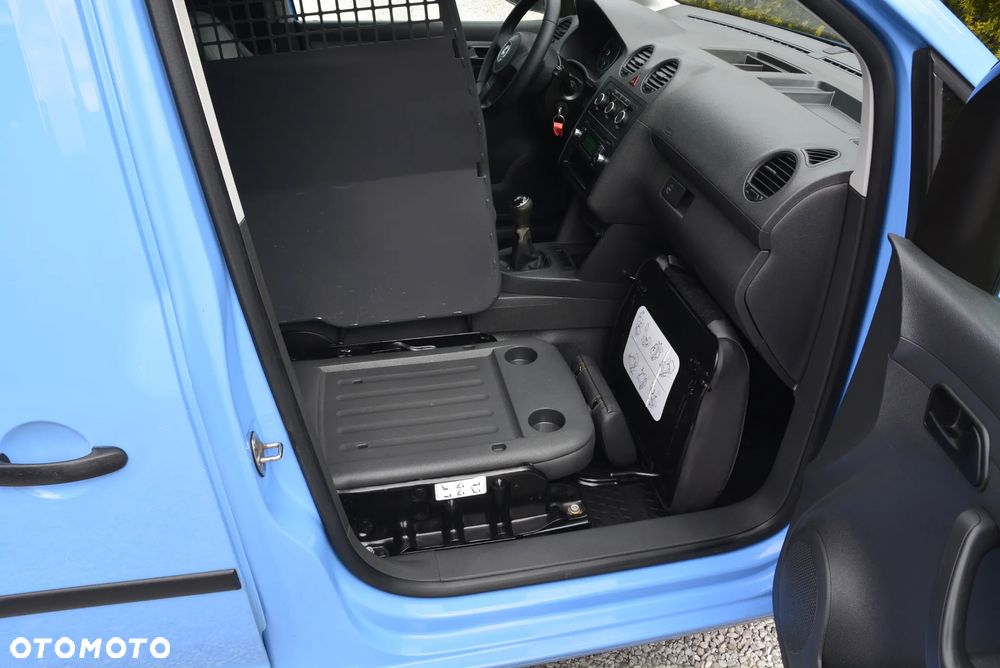 Volkswagen Caddy - 23