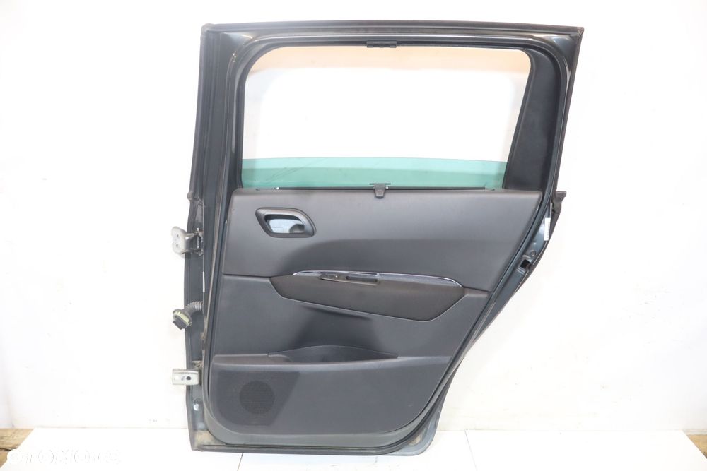 DRZWI PRAWY TYŁ PEUGEOT 5008 I KTPD - 2