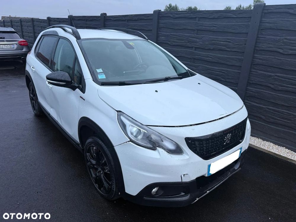 Peugeot 2008 PureTech 110 Stop&Start EAT6 GT-Line Edition - 38