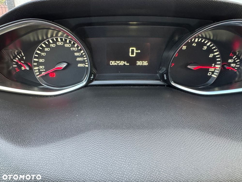 Peugeot 308 PureTech 110 Stop & Start Allure - 10