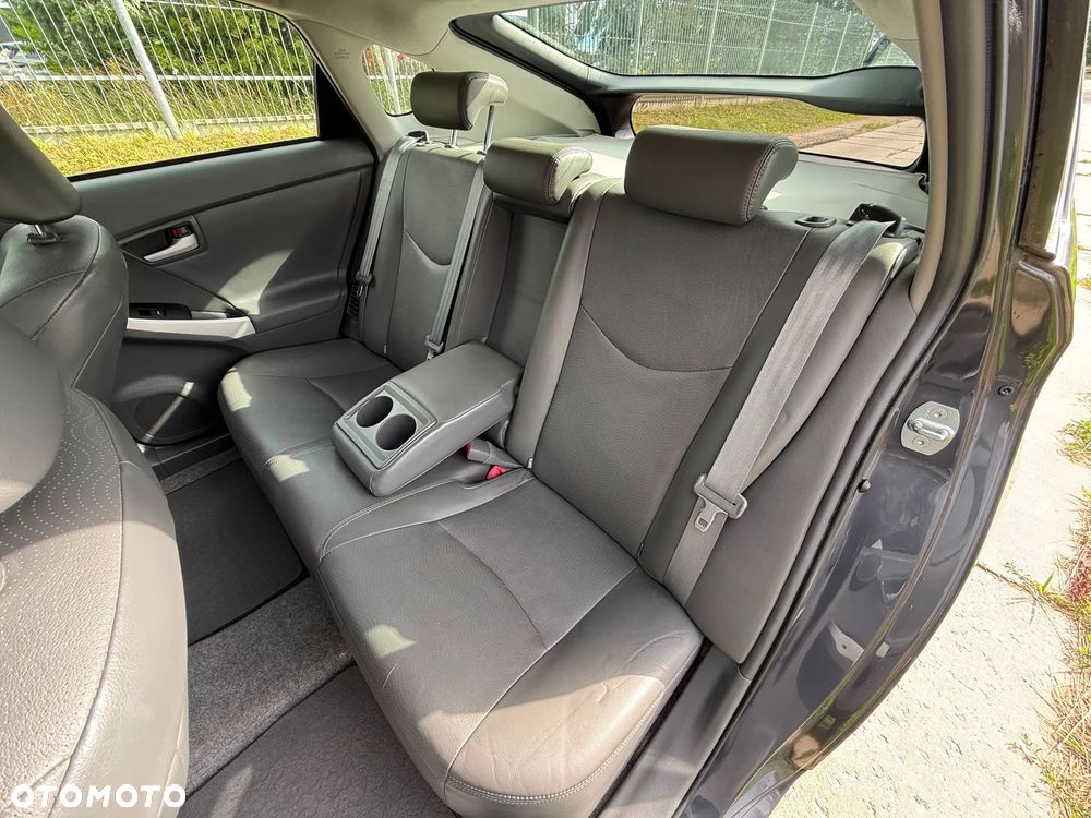 Toyota Prius - 28