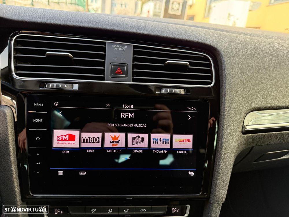 VW Golf Variant 1.6 TDi Highline DSG - 12