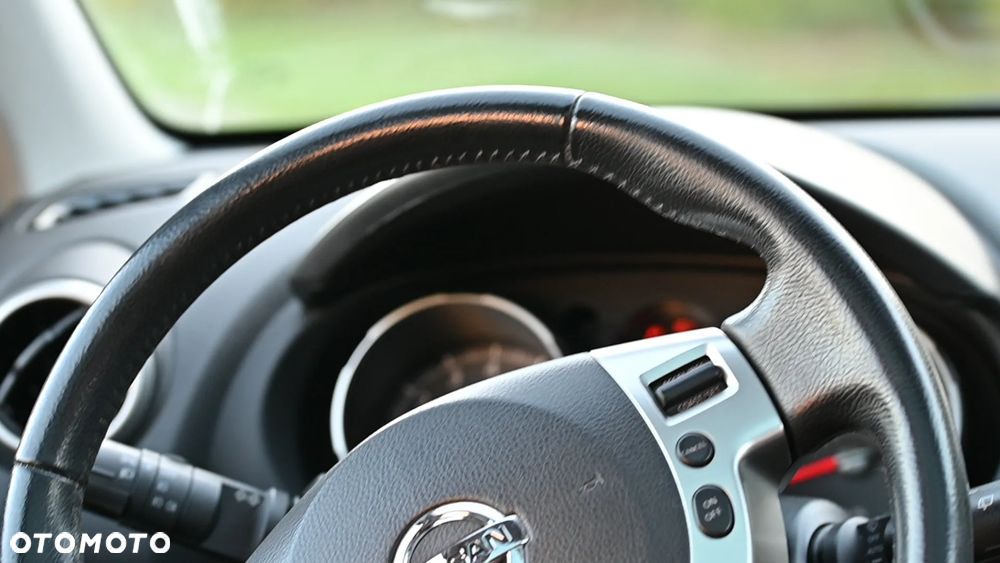 Nissan Qashqai+2 2.0 4x4 Tekna Premium - 38