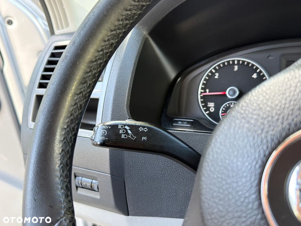 Volkswagen Transporter 2.0 TDI LIFT LONG L2H1 Długi 5os Faktura VAT 23% Czujniki Parkowania Automat - 32