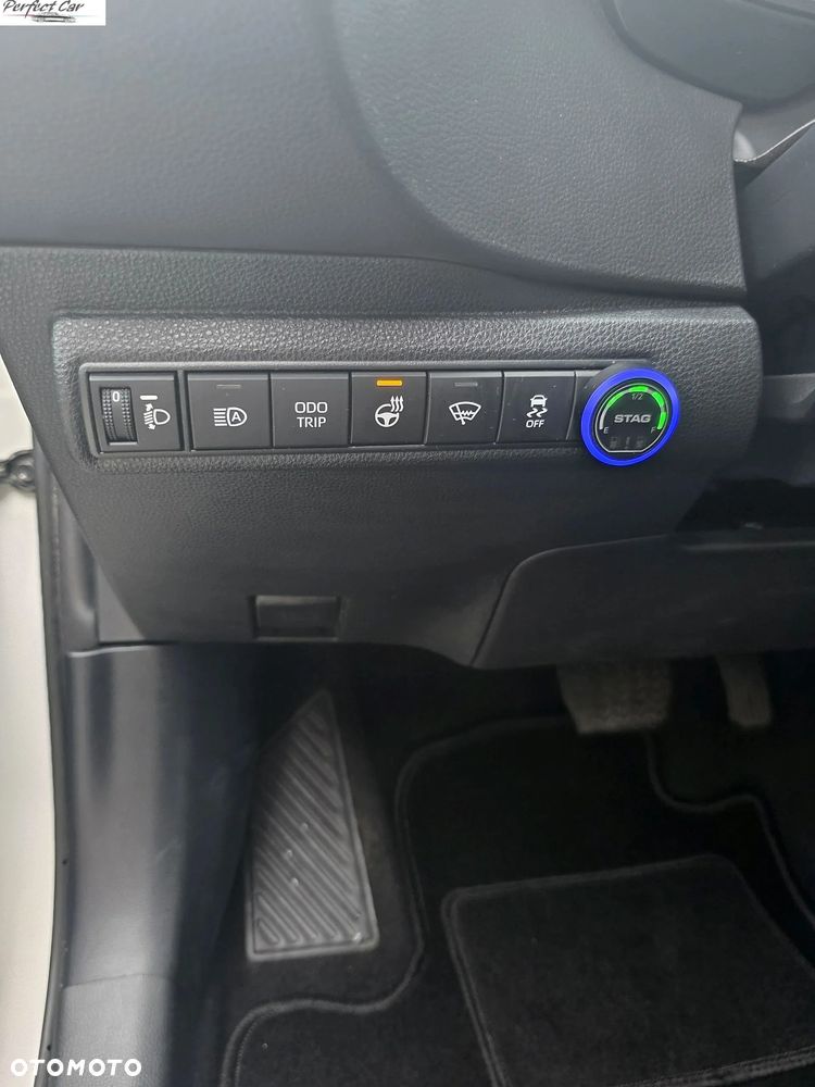 Toyota Corolla 1.8 Hybrid Comfort - 9