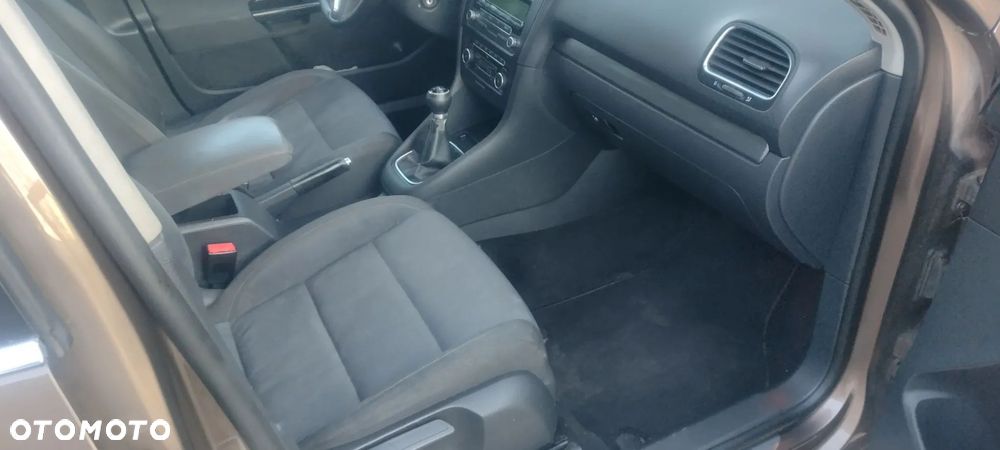 Volkswagen Golf 1.6 TDI BlueMotion Technology Comfortline - 15