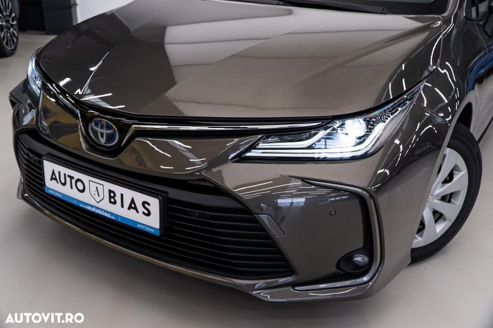 Toyota Corolla 1.8 HSD Dynamic - 10