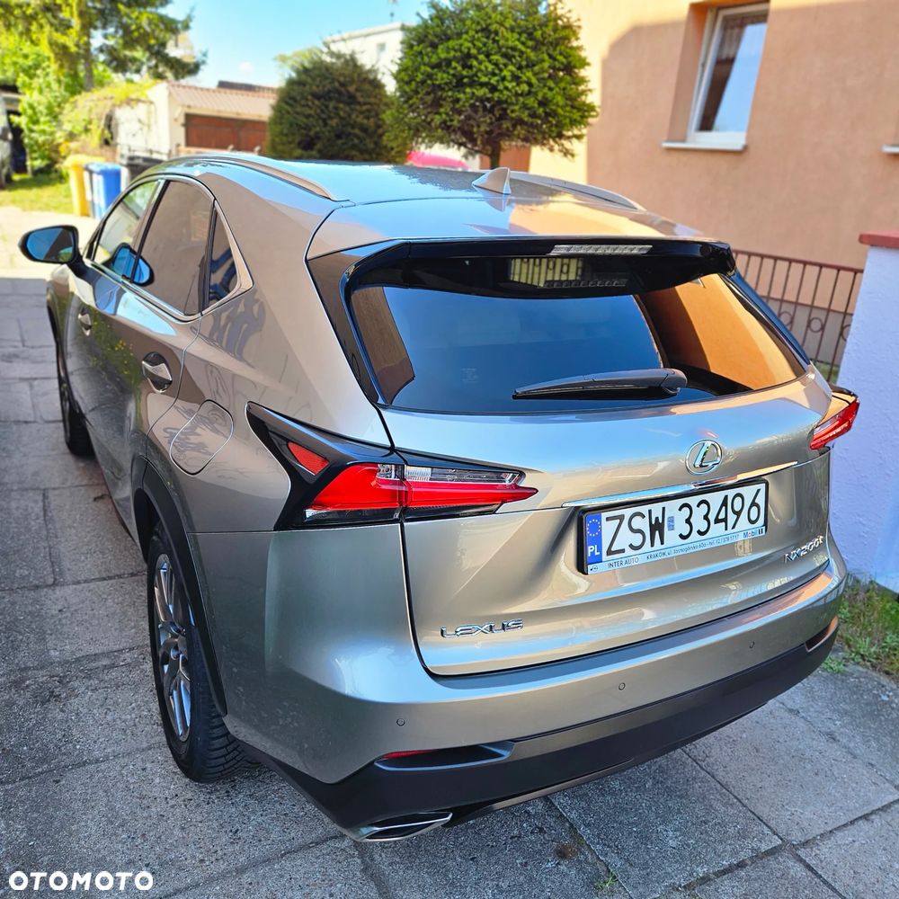 Lexus NX 200t AWD Luxury Line - 8