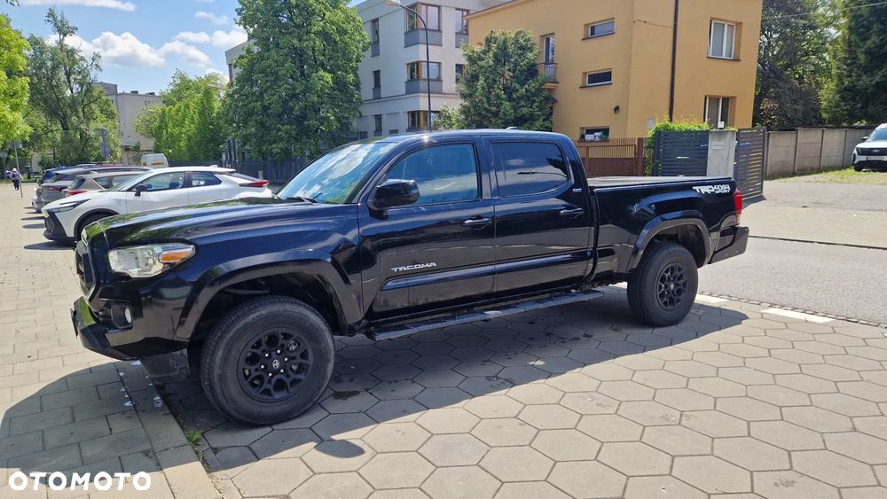 Toyota Tacoma - 6