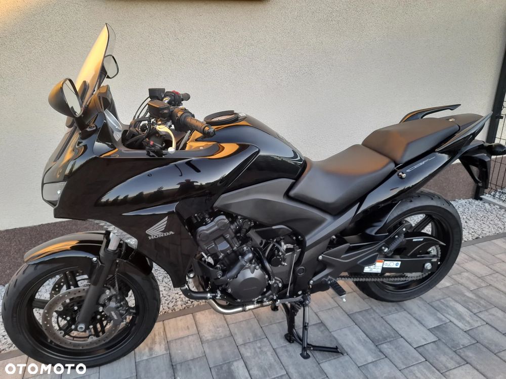 Honda CBF - 22