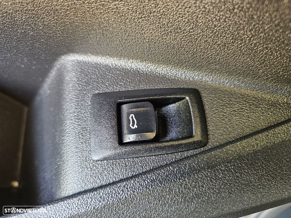 BMW 116 d Aut. Advantage - 14