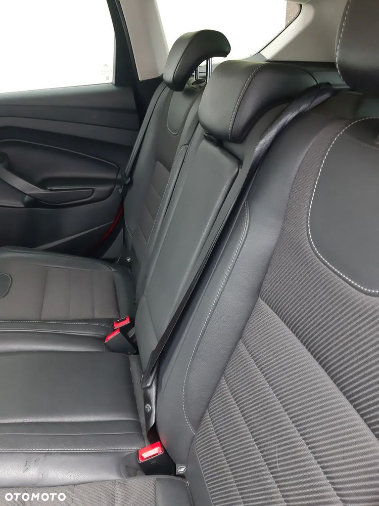 Ford Kuga 2.0 TDCi 4x4 Titanium - 16