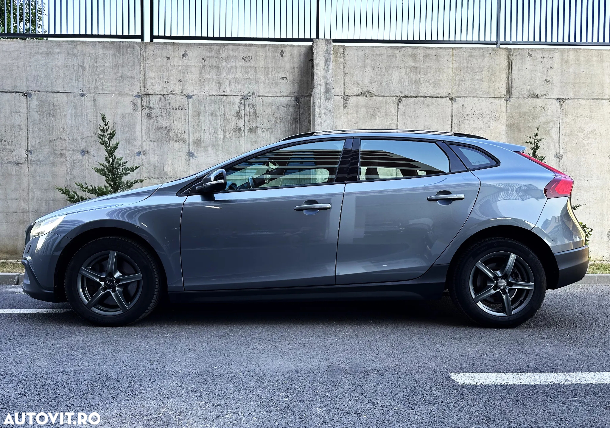 Volvo V40 D2 Aut. Momentum - 22