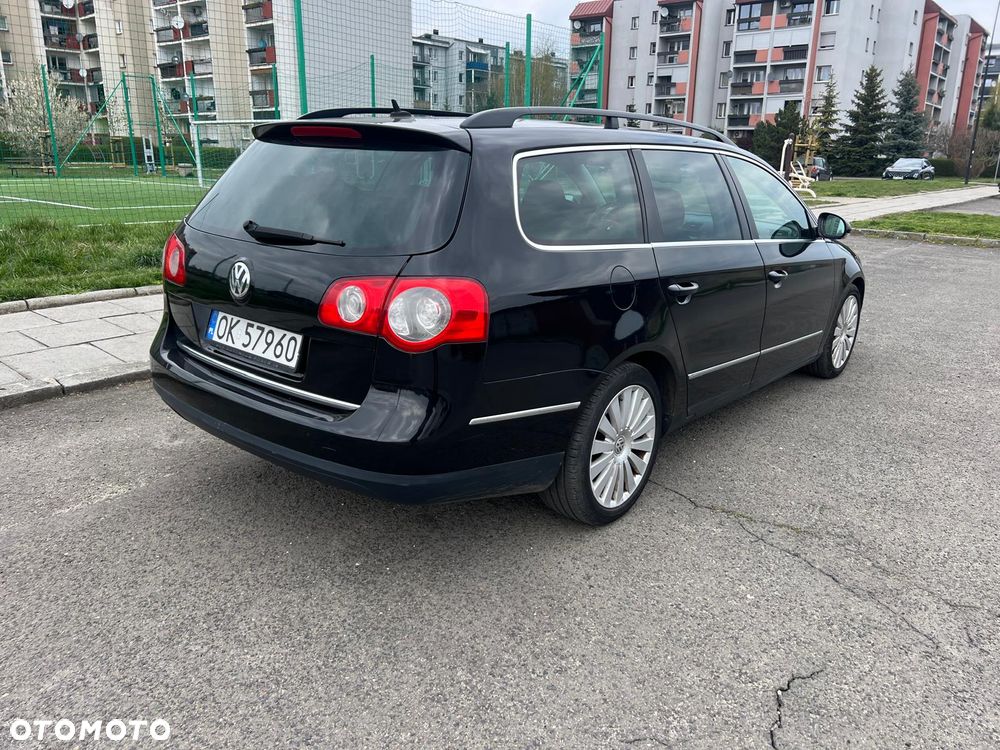 Volkswagen Passat 2.0 TDI DPF BlueMotion Technology Sportline - 3