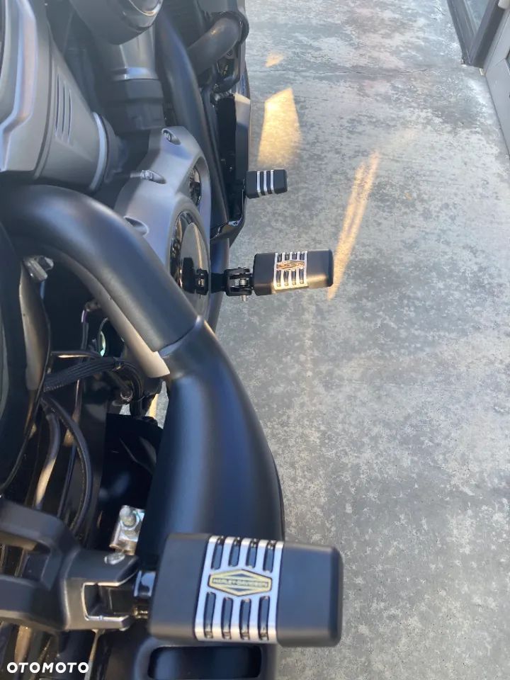 Harley-Davidson Sportster Nightster 975 - 5