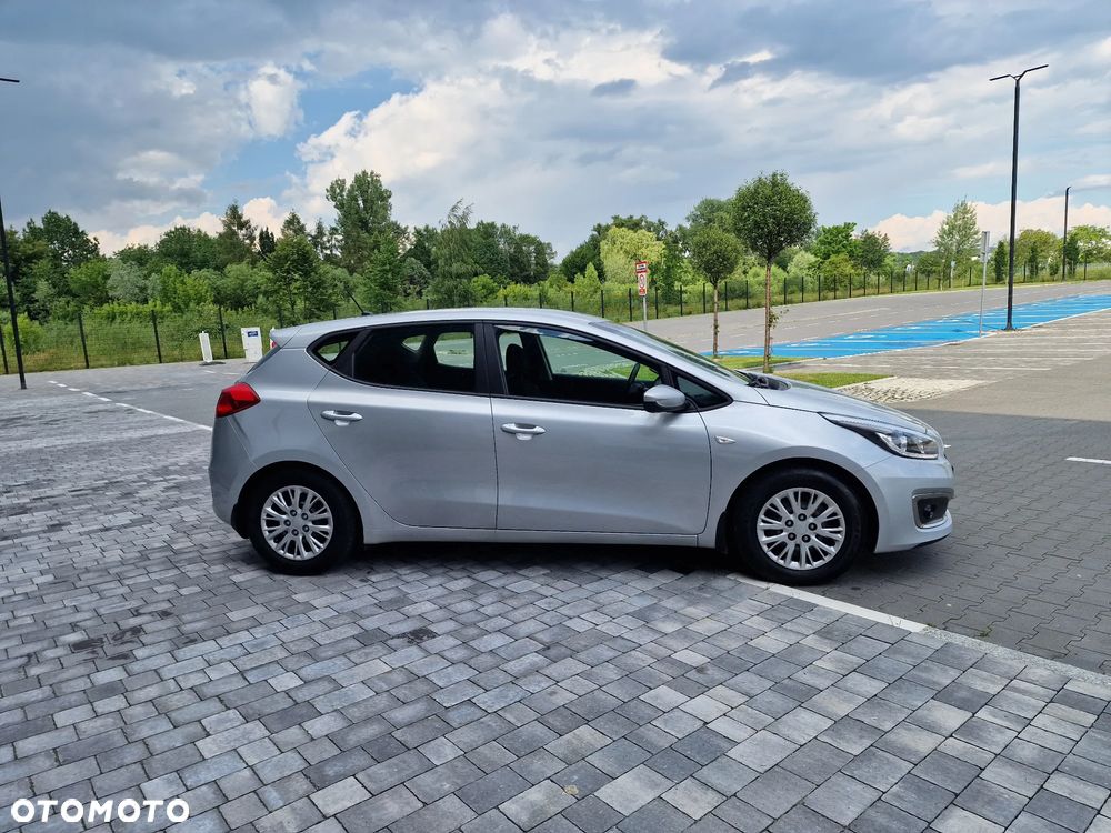 Kia Ceed 1.6 CRDi M - 30