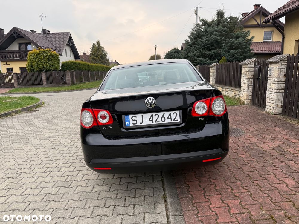 Volkswagen Jetta 1.4 TSI Trendline - 3
