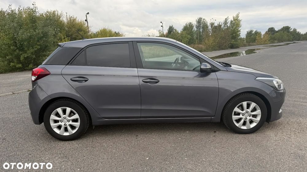 Hyundai i20 1.1 CRDi Star Edition - 33