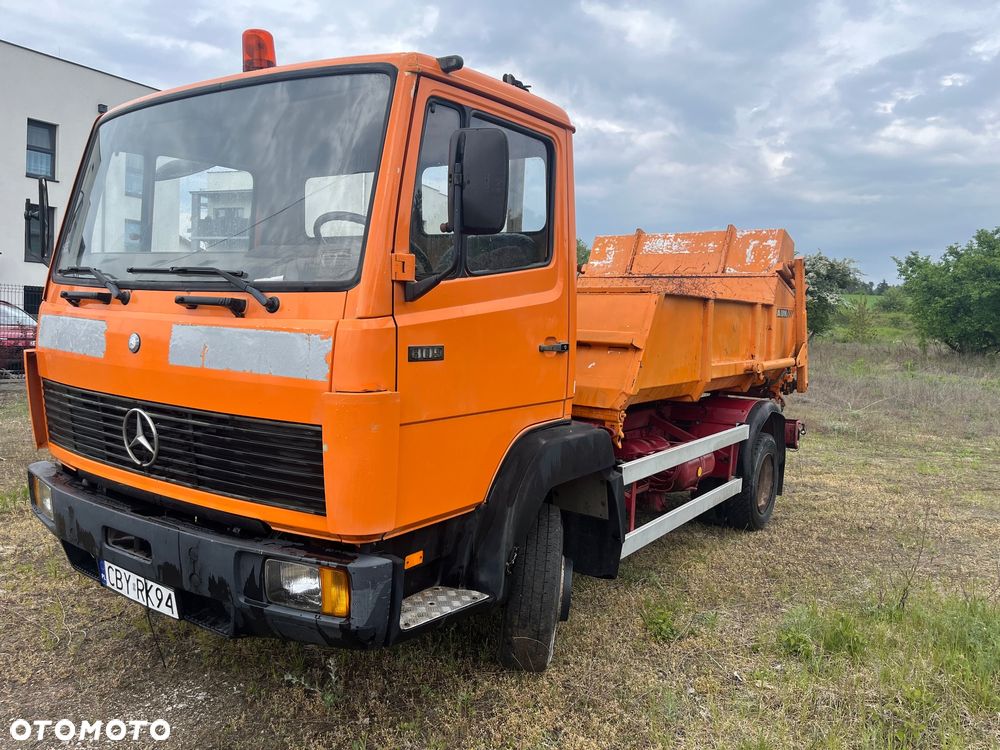 Mercedes-Benz 809 K - 2